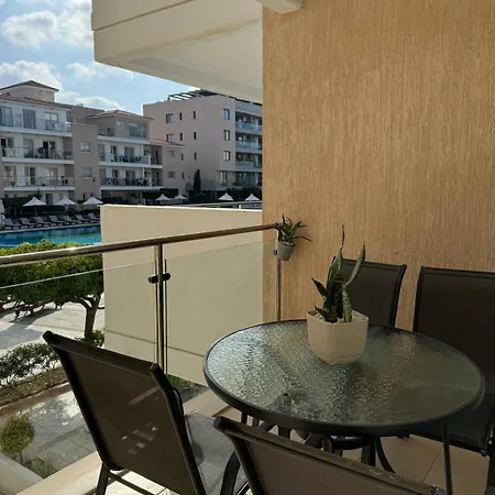 Appartement Modern Vacation At Elysia Park Paphos